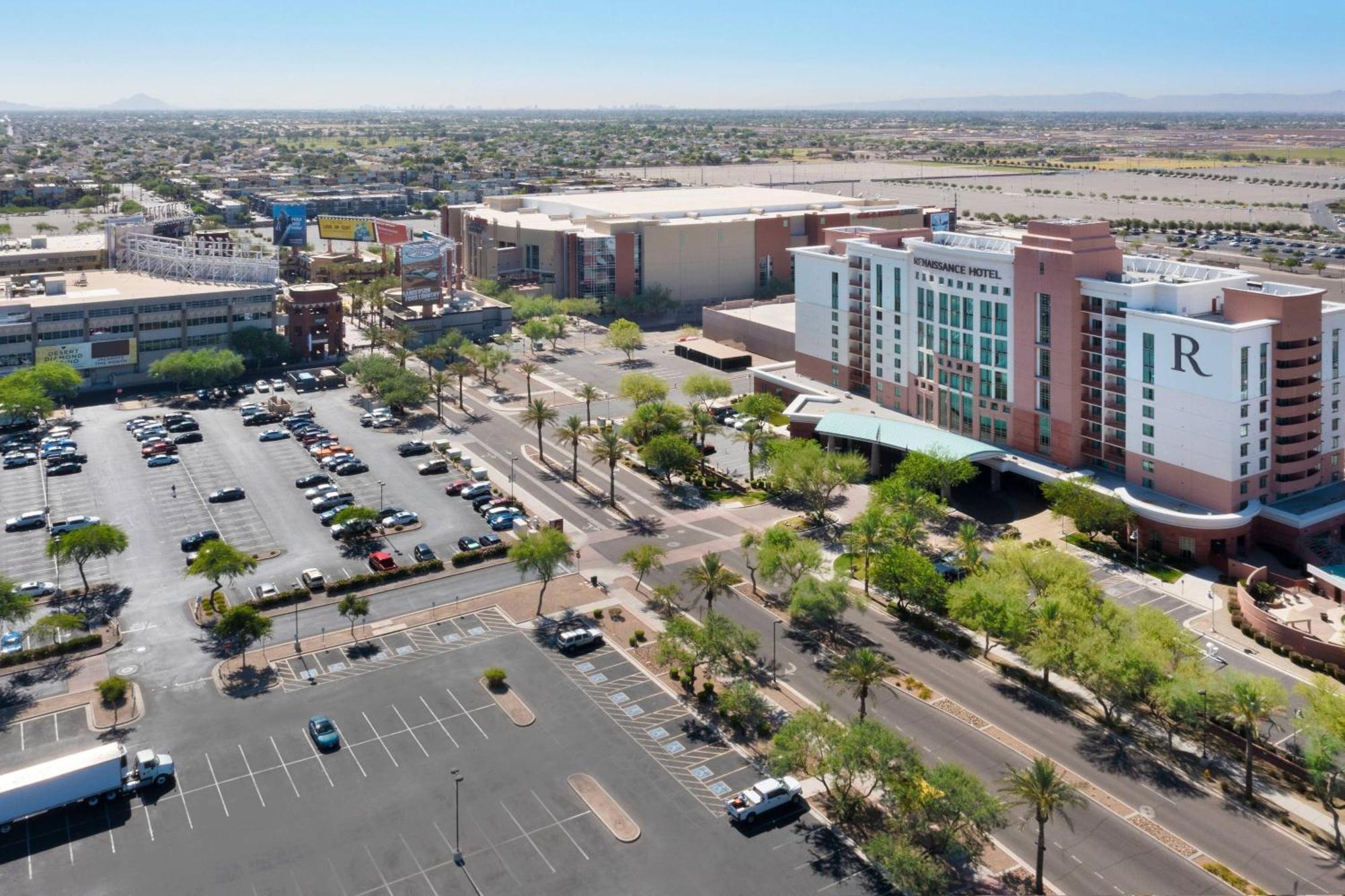 Renaissance Phoenix Glendale Hotel & Spa Exterior photo